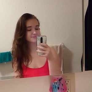 Meet your Posher, Aliya